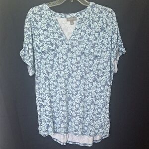 Style & Co. Light Blue Floral V-Neck Short Sleeve Top